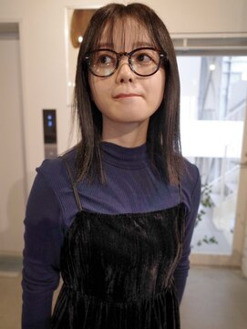 ヨー(Yoh-) 【ナチュラルストレート/佐々木慧介】ミディアム/トリートメント