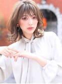 ミディアム20代30代40代50代ストレートレイヤー前髪なし表参道