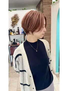 ルヴェール 茜部店(LeVert) アンブレラカラーのくびれショート