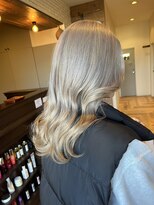 アレス ヘアーリビング ARES・HAIRLIVING ブロンドベージュ