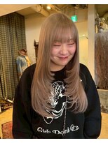 グッドフェローズ キタホリエ(GoodFellas kitahorie)&nbsp;レイヤーカットで魅せる透明感ハイトーンカラーブリーチ艶感