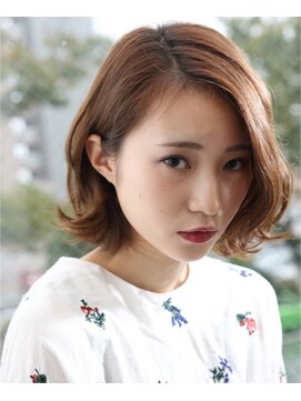 グリーンルーム 国分寺(green room) 【 green room  国分寺 】外ハネレイヤーボブ