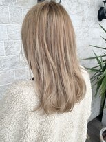 キャアリー(Caary)&nbsp;福山市美容室人気Caary ホワイトベージュ、ミルクティーベージュ