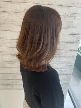 ファム 十日市店(femme) 外ハネミディアムボブ