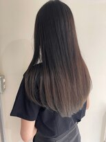 クールブ(Courbe)&nbsp;大人気の美髪カラー♪透明度たっぷりのアッシュグレージュ