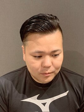 ビーダンディー(Bee dandy) 震災刈り ハイフェードツーブロック モヒカンオールバック