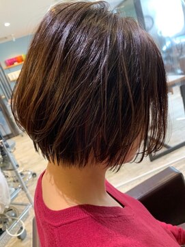 トレ(tre.) 甲子園口/髪質改善/縮毛矯正/白髪染め/ハイライト/酸性