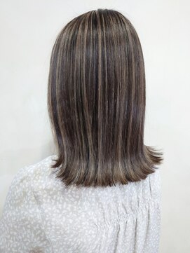 アロマ ヘアー ルーム 新宿3号店(AROMA hair room) グレージュカラーデザインカラー外ハネボブ/新宿/新宿三丁目