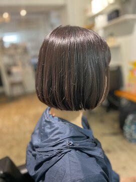 ツムグ 代官山店(TUMUGU) マチルダボブ×パープルブラック白髪ぼかしネイビーグレー