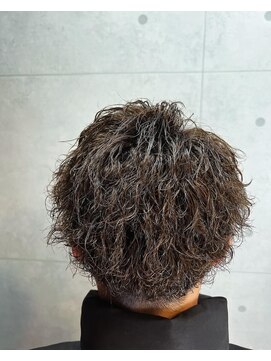 ニイチニドットラボ(212.LAB) ツイストスパイラルパーマ