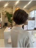 ショートボブ／くびれショート