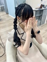 リエラ 新宿(RIERA) ツイン編み下ろし
