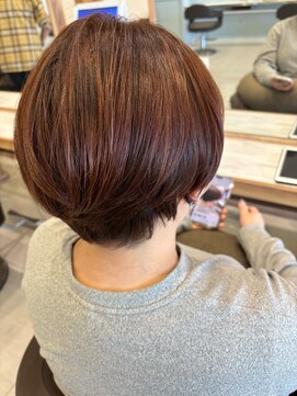 アース 四街道もねの里モール店(EARTH coiffure beaute) 丸みショート