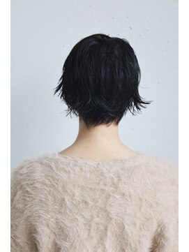 ヘアー 4038(HAIR.4038) ウェットなツヤ感ショートボブ
