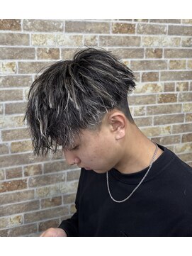 メルティエ(Mertie) ツイストスパイラルパーマ×ハイライト