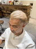 白髪を活かしたメンズハイトーン［伊左治祐未］
