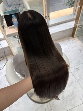 ロンドルピナス 小倉(Lond Lupinus) ブルーブラック/縮毛矯正/美髪のススメ/外ハネボブ/髪質改善