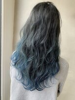 フル(FuLL) 鮮やかで外国人風なグラデーション。ターコイズブルー