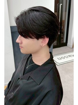 ネオリーブ クーロ メゾン 横浜(Neolive curro Maison) 韓国マッシュセンターパート×黒髪フェザーパーマMEN’S HAIR