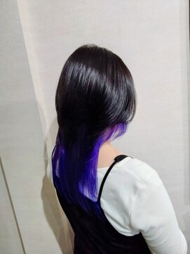 ウルフカット×インナーカラー（バイオレット）