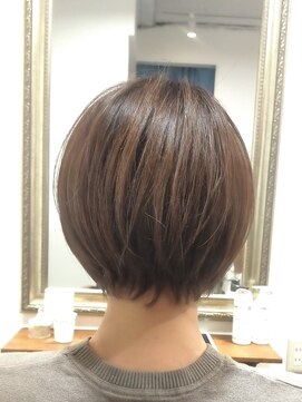 ヘアー グリーン(hair green) 40代50代60代/ショートボブ/丸みボブ/大人ショート