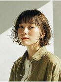 ショートボブ ニュアンスパーマ 顔周りカット カーキベージュ