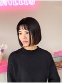 切りっぱなしミニボブ