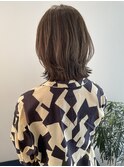 オリーブベージュ 外ハネボブ レイヤーボブ