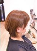 イヤリングカラーでさり気ないオシャレショートボブ♪