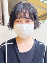 カーサ バイ ハミュウ たまプラーザ(CASA by Humium)&nbsp;大人かわいい小顔ショートパーマ抜け感ナチュラルくせ毛風