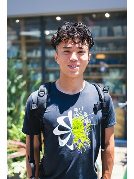 ボンド 三軒茶屋(Bond) メンズパーマ×爽やかツーブロック【三軒茶屋 メンズカット】