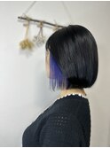 20代30代小顔ゆるふわショートインナーカラーネイビー