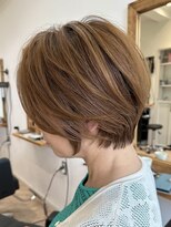 ハーツ(Heart's)&nbsp;白髪ぼかし脱白髪染め似合わせショートボブ40代50代60代