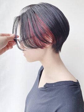 モリオフロムロンドン 原宿本店(morio from London) 【morio 原宿】ハンサムショート　インナーカラー　ベリーピンク