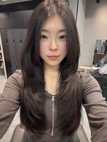 シャルムバイケンジ(Charm.by KENJE)&nbsp;【 銀座/レイヤー 】ハッシュカット/ハイレイヤー/顔まわり