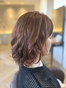 ジェイベルズ(J BELL'S) ミディアムふんわりパーマ