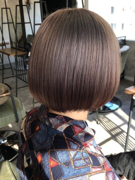 ニコ(nico...) ミニボブシルバーカラー