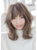 濡れ髪　切りっぱなし　オリーブカラー　セミウェットウェーブ