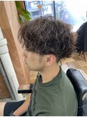 Ryu指名波巻パーマ刈り上げ