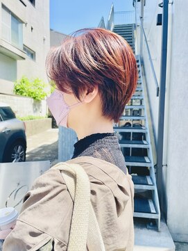 オルト オモテサンドウ(Ort) 大人かわいい前下がり小顔ハンサムショート