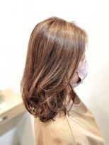 キザシ(KIZASI)&nbsp;白髪ぼかしハイライトは結んでもオシャレにが素敵！脱白髪染め