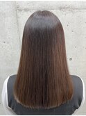 縮毛矯正でサラサラヘアーに
