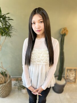 クオン(kuon) オリーブグレイ&ロングヘア【シールエクステ】