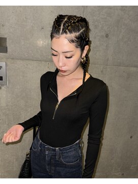 ノーフューチャー(NO FUTURE) コーンロウ