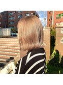 ミルクティーベージュ