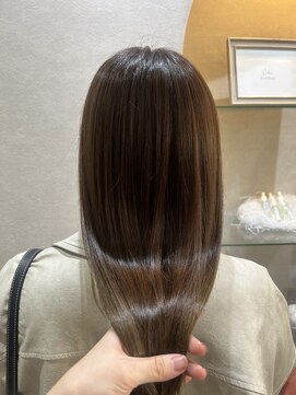 カラークチュール(Color Couture) 黒髪/ホブルフ/ネビージュ/ネイビー/小顔カット/ボルドー/ボブ