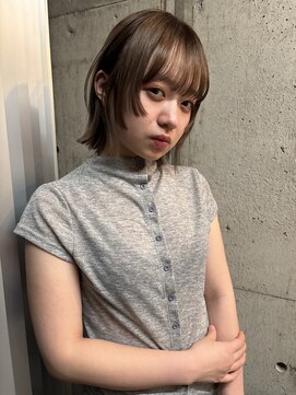 キー(kii) 顔まわりレイヤー/ステップカット/姫カット