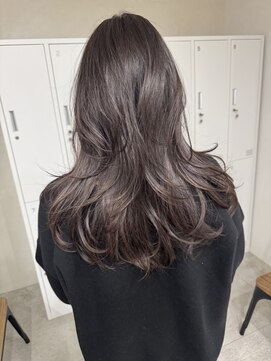 ジゼル(gisele) 後ろ姿まできれいな大人レイヤー