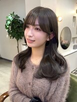 hyon myon/RISEbyREVO 綾瀬店【ヒョンミョン】&nbsp;ハッシュカット/デザインカラー/グレージュ[綾瀬駅/韓国ヘア]