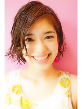 ブーケ(BOUQUET) ウェットスタイリング　ヴェールウェーブ軽めの切りっぱなしボブ